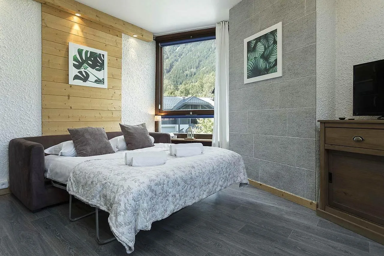 Apartment Beausite - Alpes Travel - Central Chamonix - Sleeps 2-4